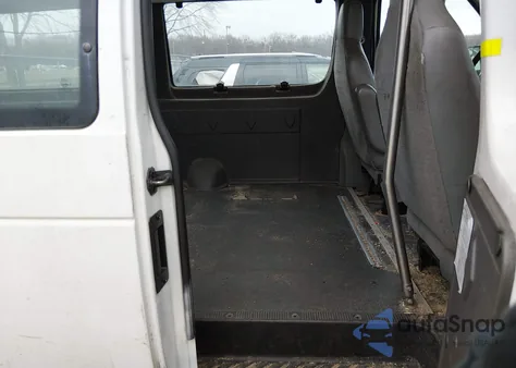 2013 Ford E-150 Commercial from USA, damaged, VIN 1FTNS1EW6DDA69423